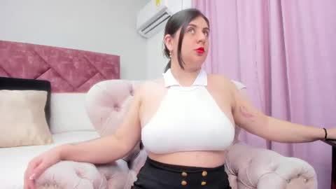 Snapshot of gabriela_1x chatting on 07.17.26 Gabriela. online show from 07.17.26