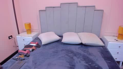   online show from 09.26.25