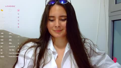 Snapshot of gabriela_miller_2 chatting on 12.05.24 Gabriela Miller online show from 12.05.24