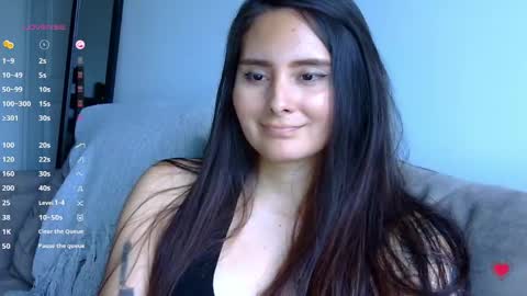 Snapshot of gabriela_miller_2 chatting on 12.23.24 Gabriela Miller online show from 12.23.24