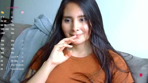 Snapshot of gabriela_miller_2 chatting on 12.27.24 Gabriela Miller online show from 12.27.24