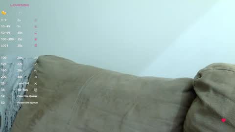 Snapshot of gabriela_miller_2 chatting on 01.07.25 Gabriela Miller online show from 01.07.25