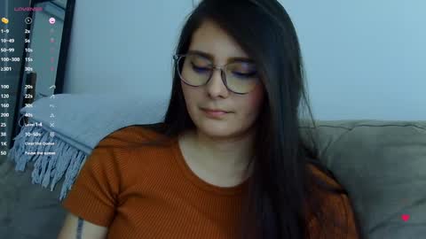 Snapshot of gabriela_miller_2 chatting on 01.15.25 Gabriela Miller online show from 01.15.25