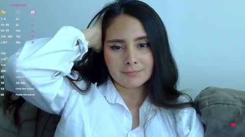 Snapshot of gabriela_miller_2 chatting on 01.31.25 Gabriela Miller online show from 01.31.25