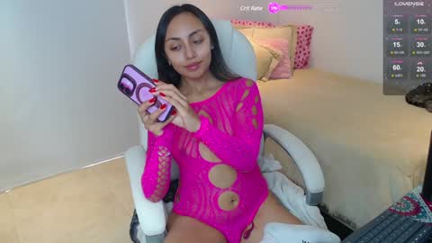 .  online show from 01.10.25