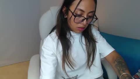.  online show from 02.10.25
