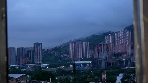 Gabriela salgado online show from 10.10.25