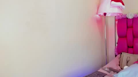 Snapshot of gabrielaa_01 chatting on 01.02.25 Gaby Im on vacation see you on November 25 online show from 01.02.25