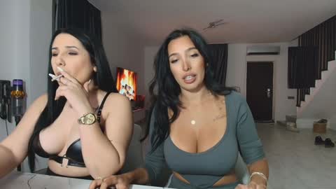 Snapshot of gabrielaaxxx chatting on 02.06.26 i love to squirt online show from 02.06.26