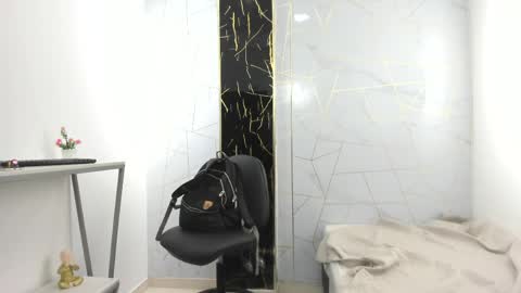 GABRIELA online show from 04.12.26