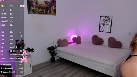 Gabrielaaaa online show from 12.30.24
