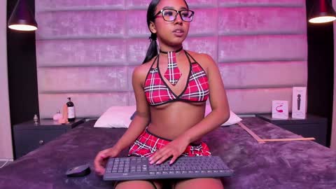 GabrielaLugo online show from 01.11.25