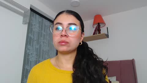 GabrielaRossa online show from 01.14.25
