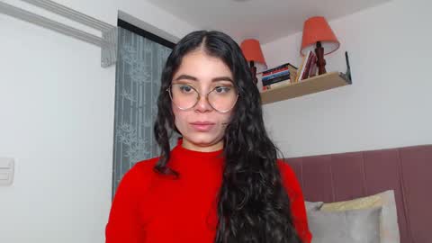 GabrielaRossa online show from 01.27.25