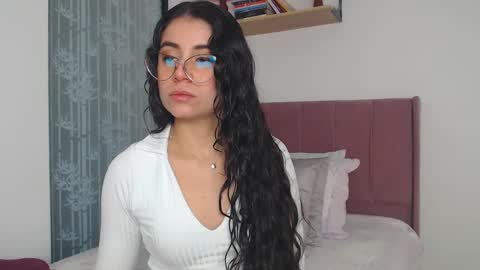 GabrielaRossa online show from 02.20.25
