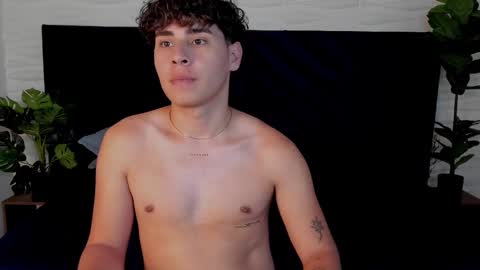 gabriell_ramirez_ online show from 02.11.25