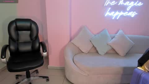 Gabriella Lee online show from 09.21.25