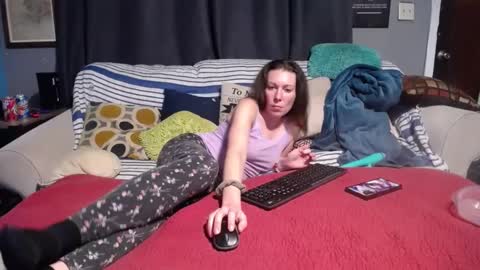 Snapshot of gabriellamorgan chatting on 12.16.24 gabriellamorgan online show from 12.16.24