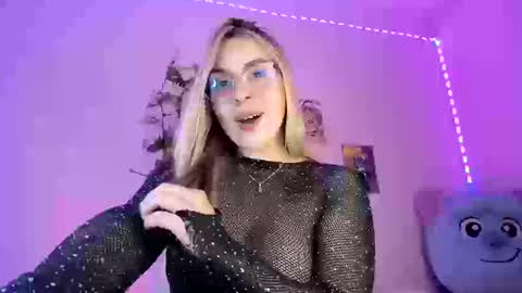 GABRIELA online show from 09.17.25