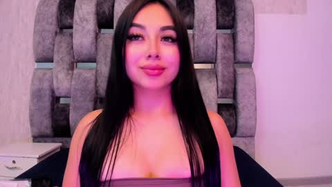 Snapshot of gabydesire chatting on 01.08.25 GABY DESIRE online show from 01.08.25