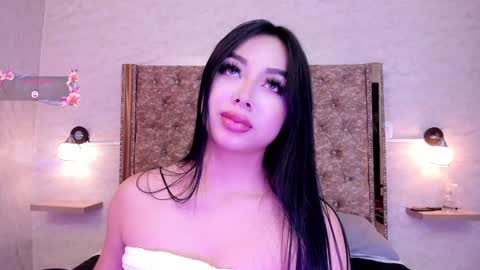 Snapshot of gabydesire chatting on 01.17.25 GABY DESIRE online show from 01.17.25