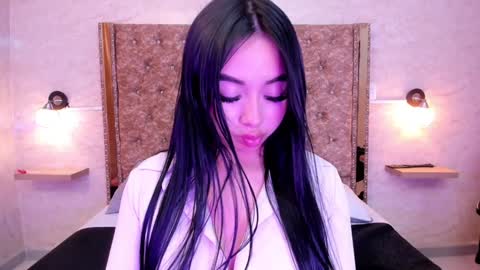 Snapshot of gabydesire chatting on 01.18.25 GABY DESIRE online show from 01.18.25