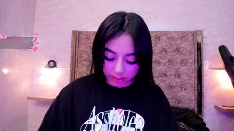 Snapshot of gabydesire chatting on 01.22.25 GABY DESIRE online show from 01.22.25