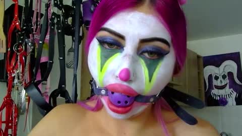 gabygumms online show from 10.16.25