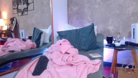 Gaby online show from 12.28.24