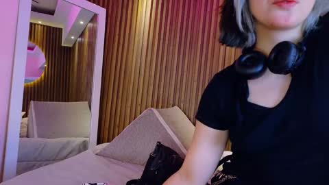 gabyrose9 online show from 11.25.25