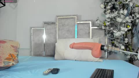 gabyyjones online show from 09.15.25