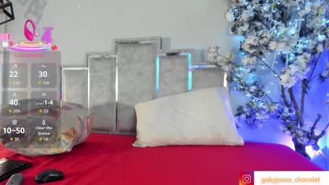 gabyyjones online show from 10.08.25