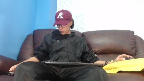 Snapshot of gadiel_sex chatting on 02.17.25 gadiel_sex online show from 02.17.25