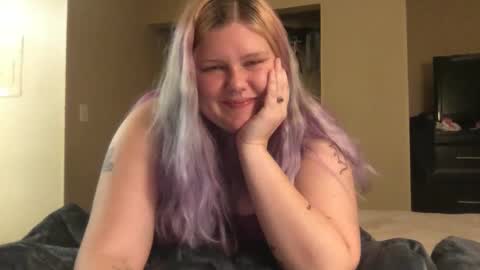 Snapshot of gaebaetae chatting on 12.25.24 Eryn online show from 12.25.24