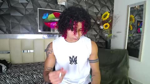 Snapshot of gael__david chatting on 01.03.25 Gael online show from 01.03.25