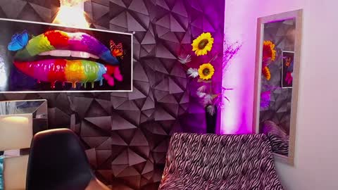 Snapshot of gael__david chatting on 01.15.25 Gael online show from 01.15.25