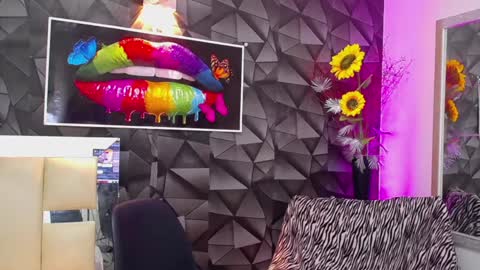 Snapshot of gael__david chatting on 01.20.25 Gael online show from 01.20.25