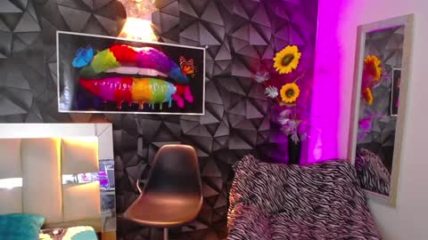 Snapshot of gael__david chatting on 01.30.25 Gael online show from 01.30.25