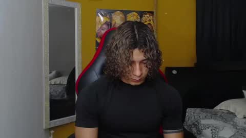 Snapshot of gael__david chatting on 02.19.25 Gael online show from 02.19.25