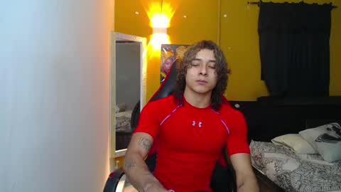 Snapshot of gael__david chatting on 02.20.25 Gael online show from 02.20.25