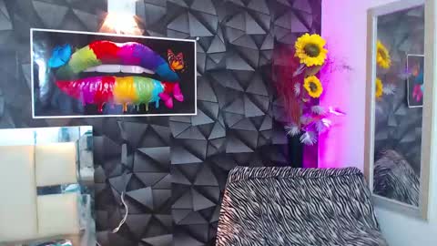 Snapshot of gael__david chatting on 02.26.25 Gael online show from 02.26.25