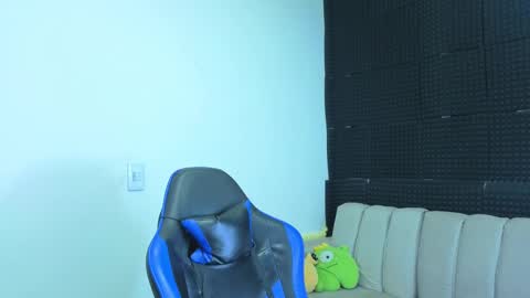 Snapshot of gael__david chatting on 09.12.25 Gael online show from 09.12.25