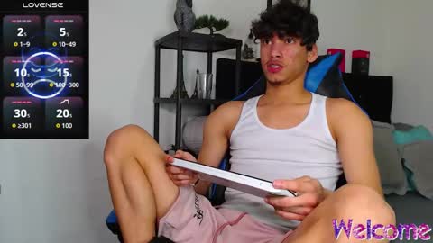 gael_jones online show from 11.23.25