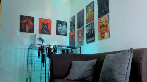 Snapshot of gaeloconner chatting on 09.19.25 Gael Conner online show from 09.19.25