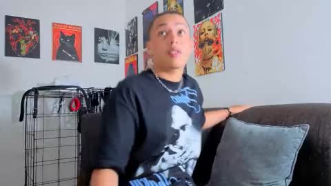 Snapshot of gaeloconner chatting on 09.23.25 Gael Conner online show from 09.23.25