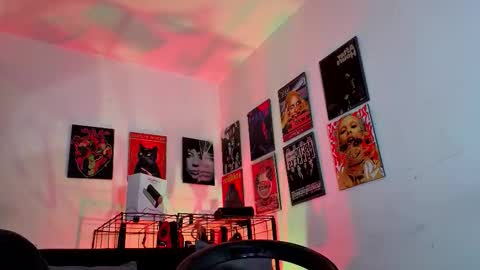 Gael Conner online show from 11.03.25