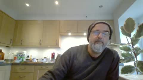 Snapshot of galacx chatting on 09.29.25 galacx online show from 09.29.25