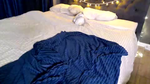 My name Lou 3 online show from 12.19.25