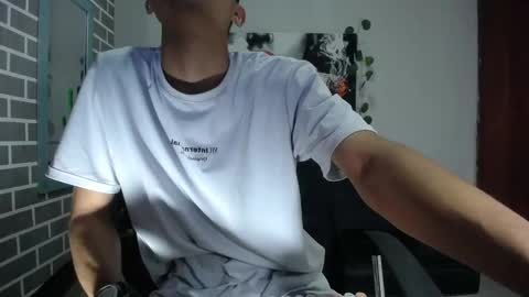 Snapshot of gandy_hott chatting on 10.16.25 gandy_hott online show from 10.16.25