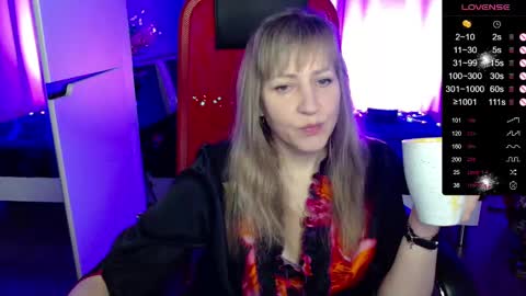 Snapshot of ganet469 chatting on 02.10.25 Janette online show from 02.10.25